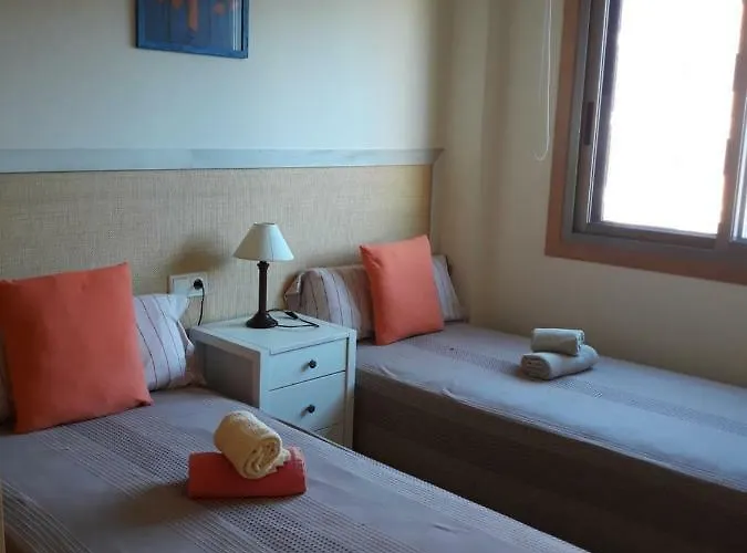 Piso De 3 En * Noalla (Pontevedra)